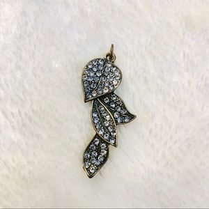 💥 5/$25 Antique Gold & Gunmetal Pave Leaf Pendant